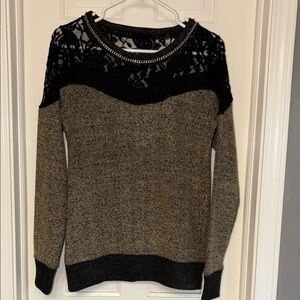 Miss Me Black and Tan Lace Accent Sweater EUC PTP 18”